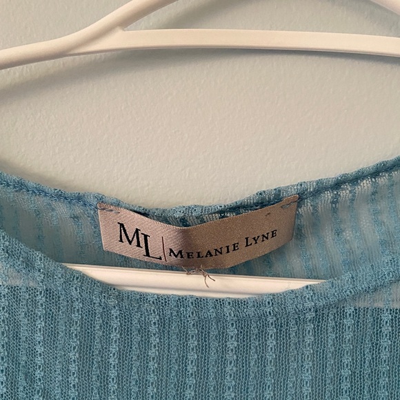 Melanie Lyne Short Sleeve Top - Picture 2 of 2